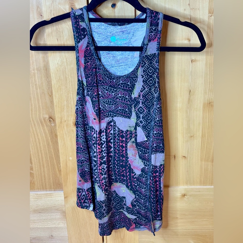 Bloom graphic tank top